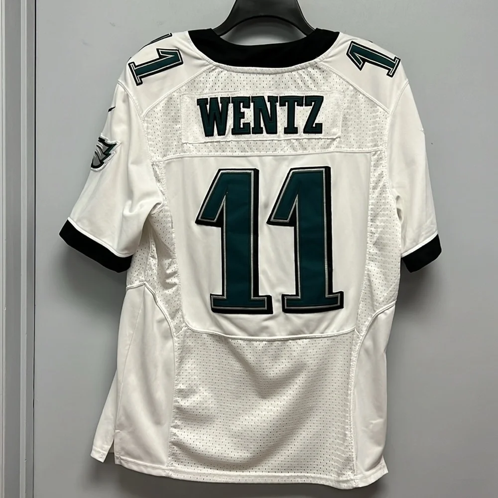 Philadelphia Eagles Carson Wentz White Vapor Untouchable Limited Player Jersey